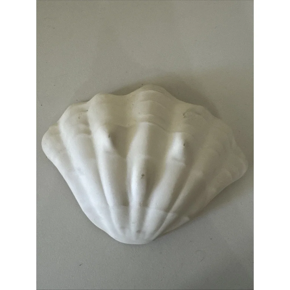 Vintage Iridescent Peach Plastic Sea‎ Shell Bowl - Scalloped Ruffle Dish 70s 10